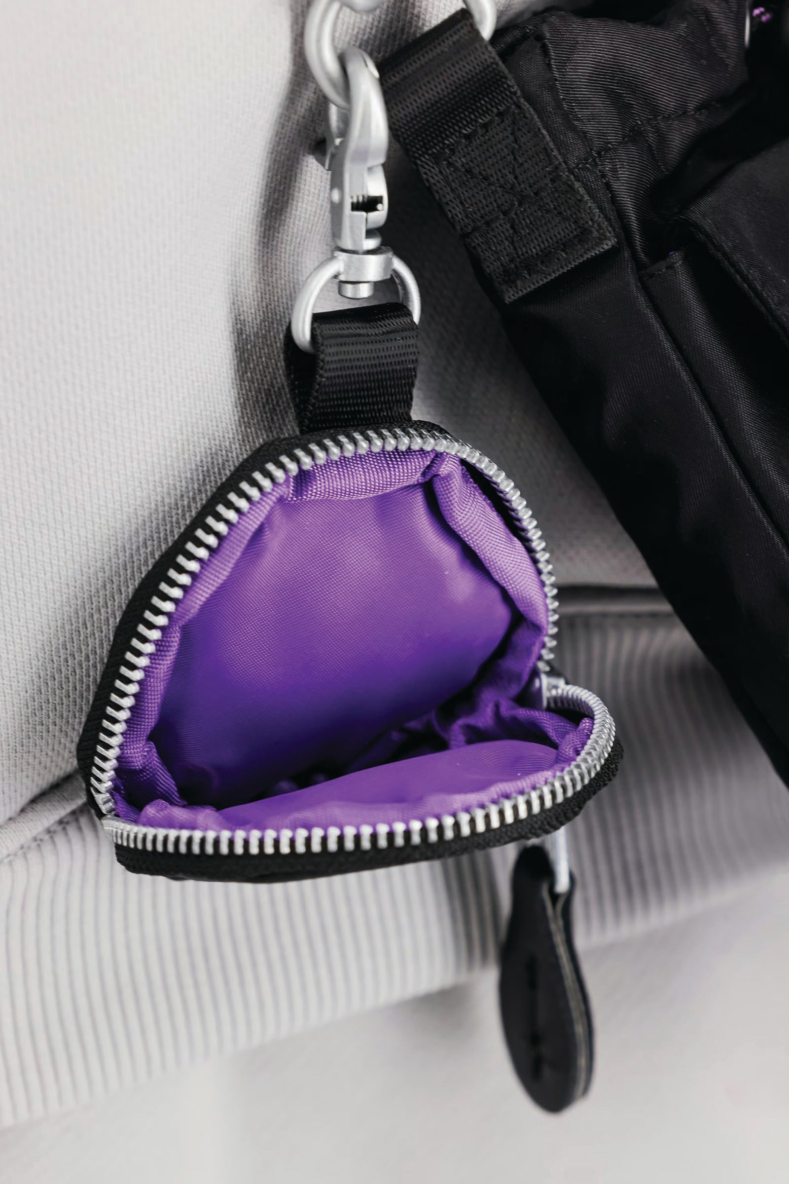  Alpha Industries Uv Travel Bag Unisex Nero - 3