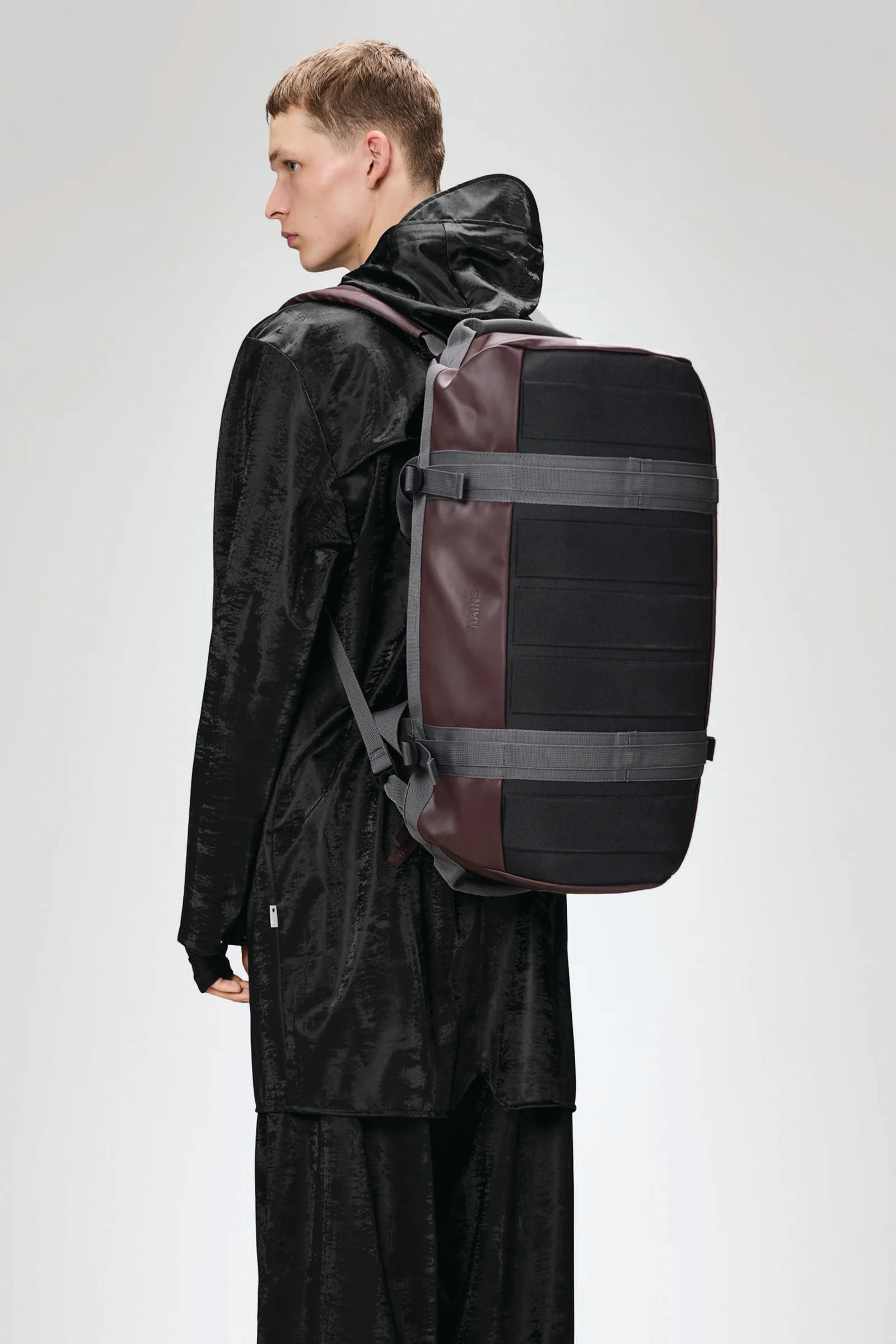  Rains Texel Duffel Bag Small Viola Unisex Bordeau - 2