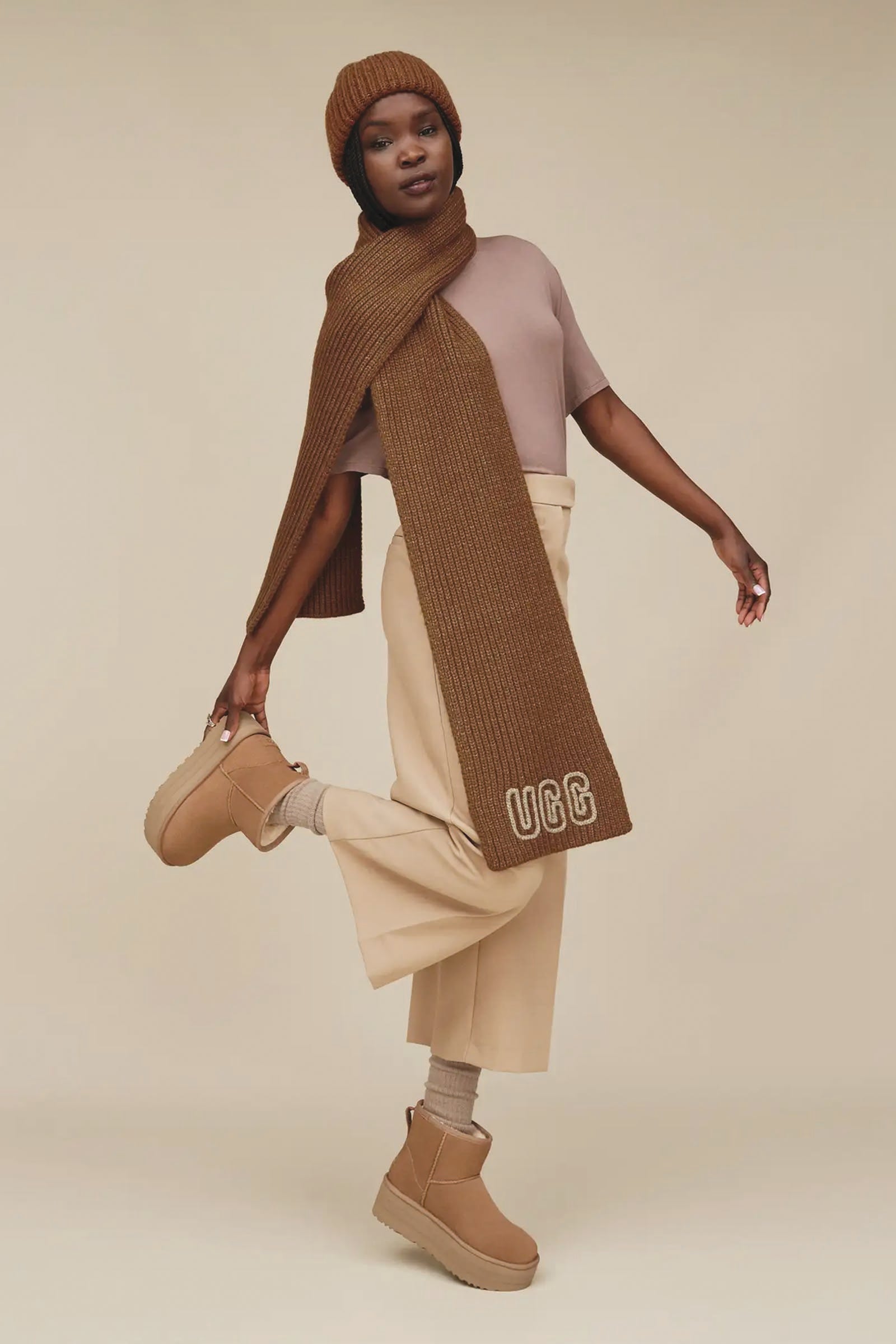  Ugg Classic Mini Platform Marrone Donna Biscotto - 2