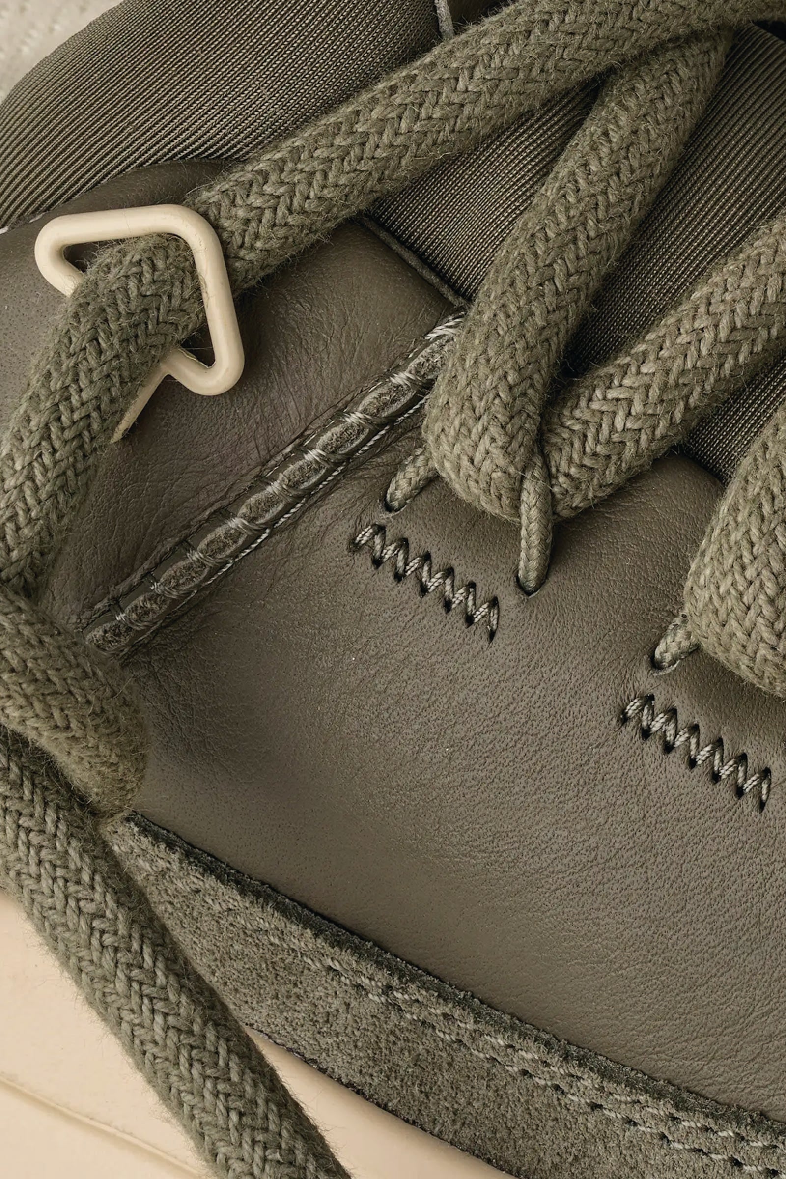  Ugg Heritage Utility Uomo Grigio - 4